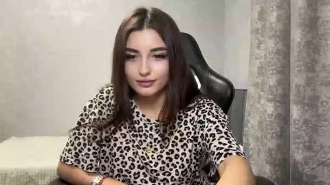 Molly online show from November 8, 7:12 pm