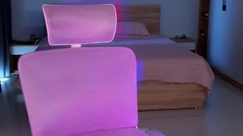 Molly online show from March 28, 7:19 am