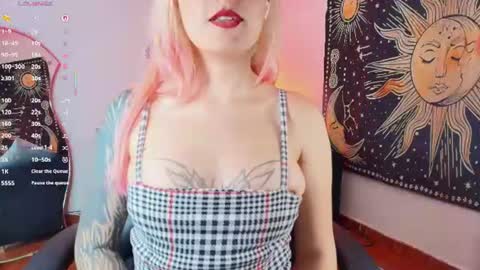 mollycb online show from June 13, 5:05 am