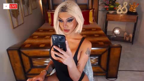 Molly online show from March 6, 4:49 pm