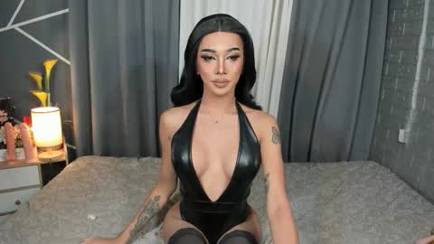 Molly online show from September 12, 11:10 am