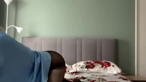 molly online show from March 7, 8:11 am