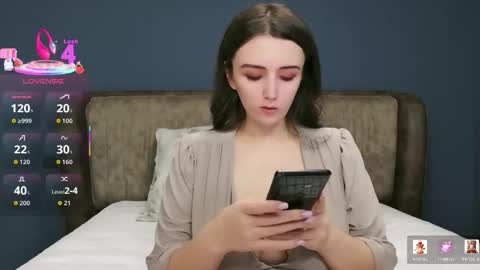 Snapshot of mollygreens chatting on January 6, 8:56 pm Molly online show from January 6, 8:56 pm