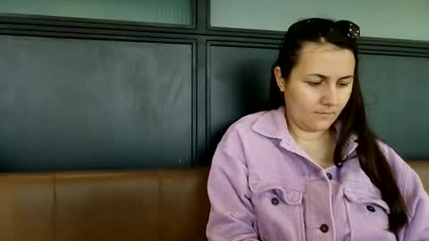 Molly online show from April 15, 6:31 am