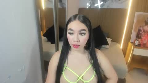 Snapshot of mollyspencer1 chatting on July 18, 6:56 pm MOLLY online show from July 18, 6:56 pm