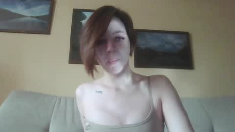 Amely online show from April 1, 12:39 pm