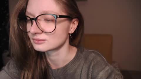 Snapshot of mollytucker chatting on February 13, 3:35 pm mollytucker online show from February 13, 3:35 pm