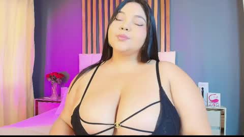 Snapshot of mollywoodd chatting on April 26, 2:26 pm mollywoodd online show from April 26, 2:26 pm