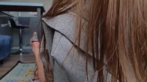 Snapshot of mollyyank chatting on November 19, 11:10 am Molly online show from November 19, 11:10 am