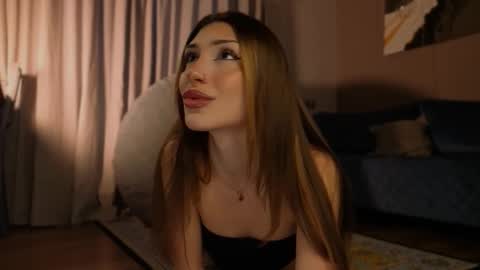 Snapshot of mollyyank chatting on November 28, 12:30 pm Molly online show from November 28, 12:30 pm