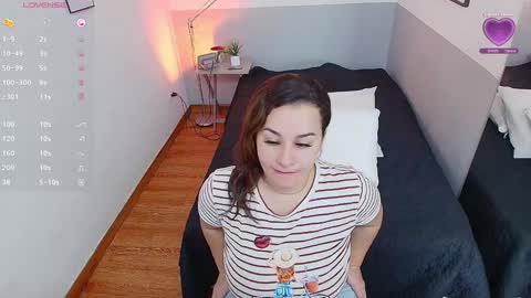 Daphne  online show from January 20, 7:46 pm