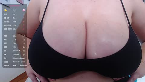 Daphne  online show from January 27, 10:49 pm