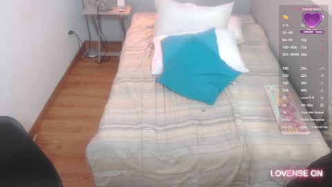 Daphne  online show from January 30, 10:51 pm