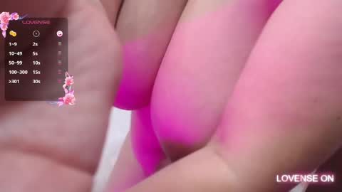 Daphne  online show from March 7, 2:15 am