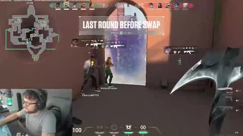 Snapshot of mommysimp69 chatting on December 10, 4:38 pm Sky online show from December 10, 4:38 pm