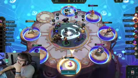 Snapshot of mommysimp69 chatting on December 12, 2:11 pm Sky online show from December 12, 2:11 pm