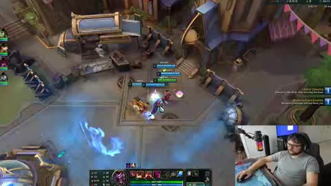 Snapshot of mommysimp69 chatting on December 20, 6:13 pm Sky online show from December 20, 6:13 pm