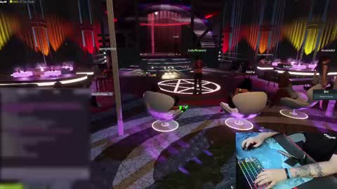 Snapshot of mommysimp69 chatting on December 31, 11:06 pm Sky online show from December 31, 11:06 pm