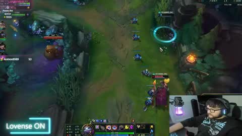 Snapshot of mommysimp69 chatting on January 8, 8:49 am Sky online show from January 8, 8:49 am