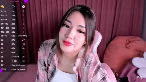 Snapshot of momo_ayase chatting on November 22, 2:27 pm momo_ayase online show from November 22, 2:27 pm