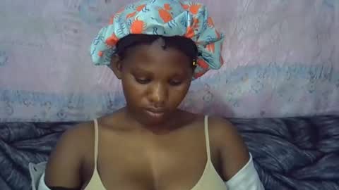 momsdoll online show from April 9, 6:13 am