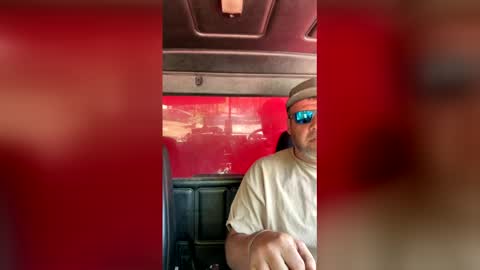 justTHEit online show from April 10, 2:55 pm