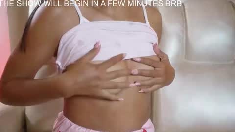 Snapshot of momteachsex chatting on February 12, 2:01 pm Sandra online show from February 12, 2:01 pm