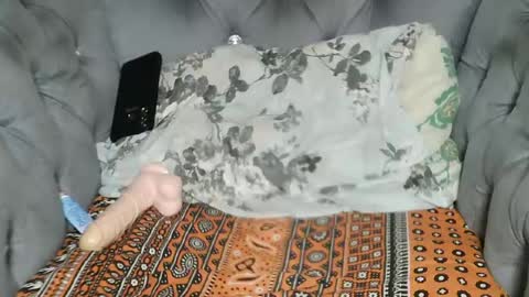 Snapshot of mon_cherrie1_ chatting on July 1, 12:45 am mon cherrie1 online show from July 1, 12:45 am