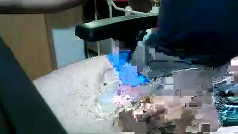 Snapshot of mon_za chatting on December 17, 6:41 am mon_za online show from December 17, 6:41 am