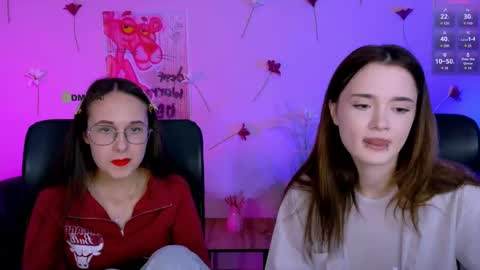 Mona  online show from May 30, 7:22 pm