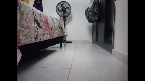 monaa_paloma online show from April 7, 10:31 pm