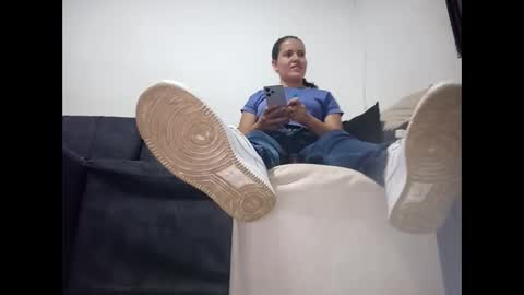 monaa_paloma online show from April 10, 11:53 pm