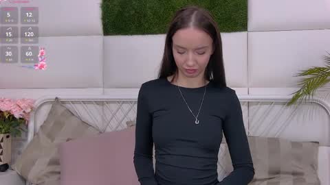 MonaHicks online show from March 27, 6:51 pm