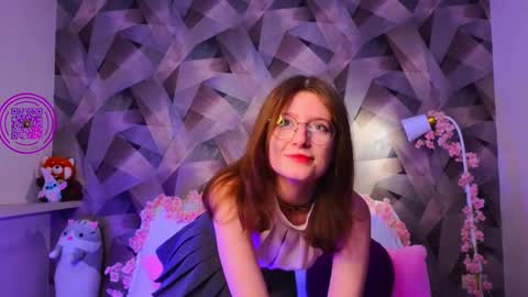 Mona online show from November 28, 4:31 pm