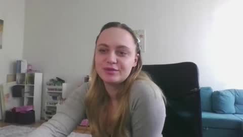 monarise online show from April 14, 8:31 am