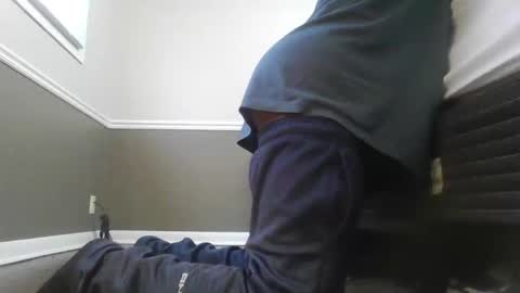 moneyboysaveg548 online show from December 18, 8:04 pm