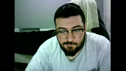 Snapshot of moneyman__24 chatting on December 12, 7:52 am Mert online show from December 12, 7:52 am