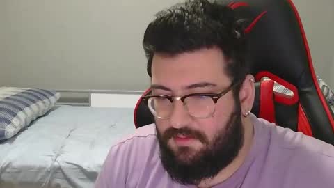 Snapshot of moneyman__24 chatting on January 15, 11:51 pm Mert online show from January 15, 11:51 pm