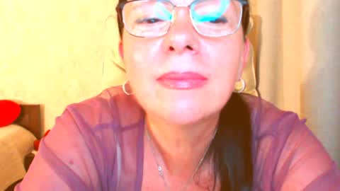 Snapshot of monica1203 chatting on July 22, 8:17 am monica online show from July 22, 8:17 am