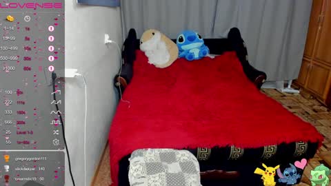 Snapshot of monica_elder chatting on December 5, 9:39 pm Monica Elder online show from December 5, 9:39 pm