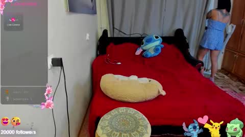 Snapshot of monica_elder chatting on October 22, 6:29 pm Monica Elder online show from October 22, 6:29 pm