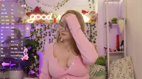 monicaasis online show from March 5, 6:04 pm