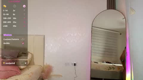 Snapshot of monicaflower chatting on October 7, 8:17 pm Kiim online show from October 7, 8:17 pm