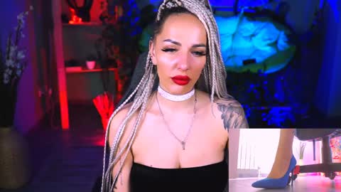 Monika online show from February 3, 2:34 pm