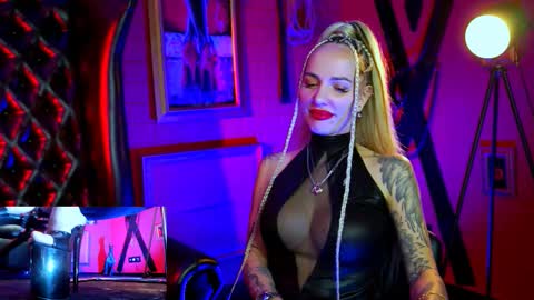 Monika online show from February 6, 10:51 am