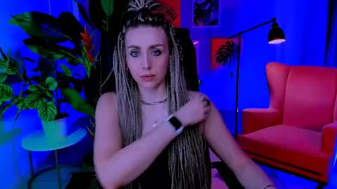 Snapshot of monicariley chatting on May 12, 12:46 pm monicariley online show from May 12, 12:46 pm