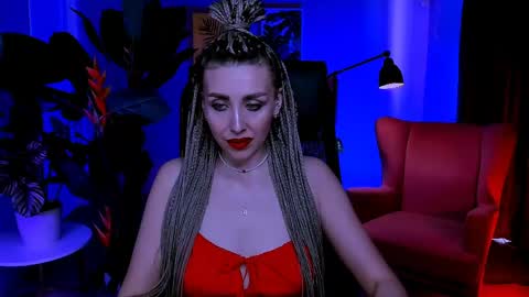 Snapshot of monicariley chatting on May 20, 1:39 pm monicariley online show from May 20, 1:39 pm