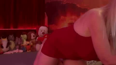 Monika    online show from January 31, 3:20 am