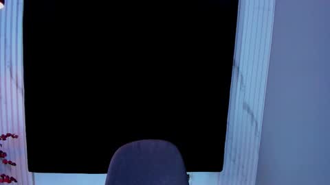 MONIK FOX online show from September 16, 7:48 pm