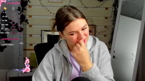 Monika online show from March 31, 10:48 am